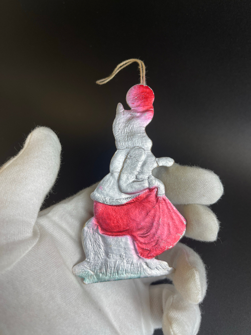 Ёлочная игрушка картонаж лиса с колобком из сказки "Колобок", винтажная старинная картонная игрушка СССР 1940-1960 гг