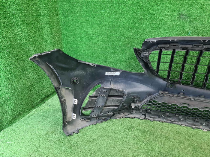 Бампер передний Mercedes C w205 18-23 AMG В сборе