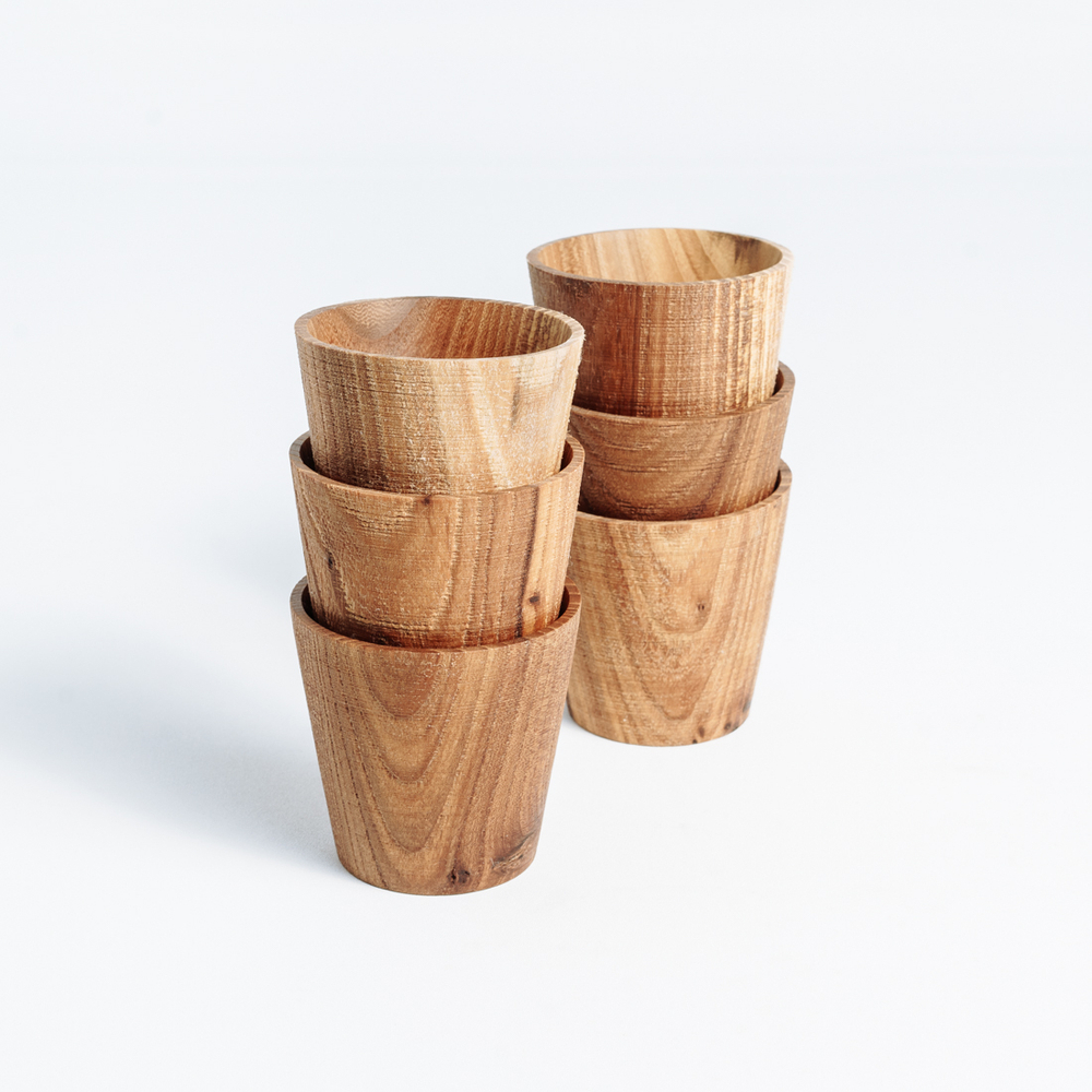 Набор деревянных текстурированных рюмок (стопок) из древесины вяза (карагач). R17