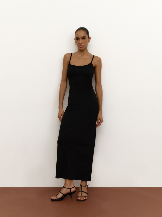 Платье макси на бретелях из трикотажа