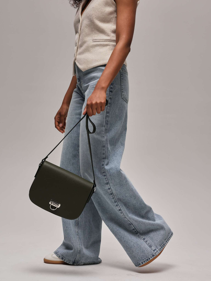 Сумка кожаная на плечо кросс-боди темно-зеленая