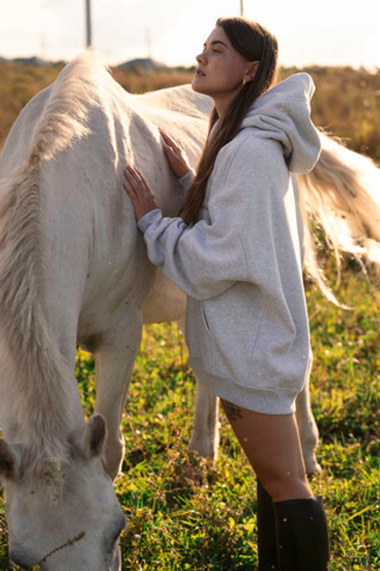 Худи из футера с начесом в сером цвете