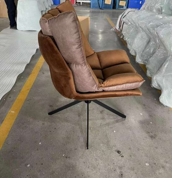 Кресло Hush Small с двусторонней подушкой, коричневое