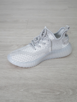 Кроссовки женские летние