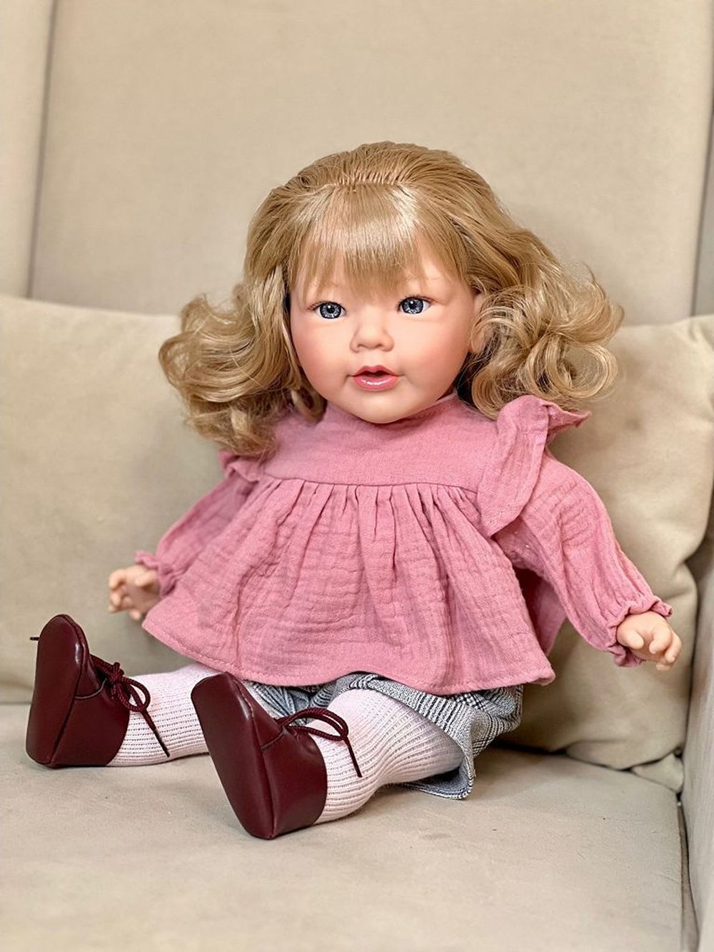 Кукла Nines 45см Chloe мягконабивная, в пакете (N4900K1)