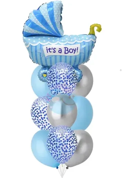 Фонтан с голубой коляской