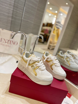 Valentino Sneaker