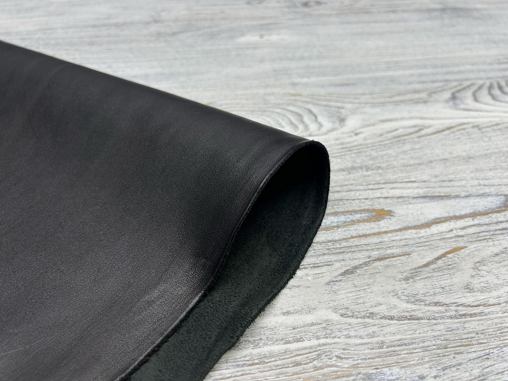 Натуральная кожа цв. Черный / Nero Matt, толщ. 1,3-1,5 мм