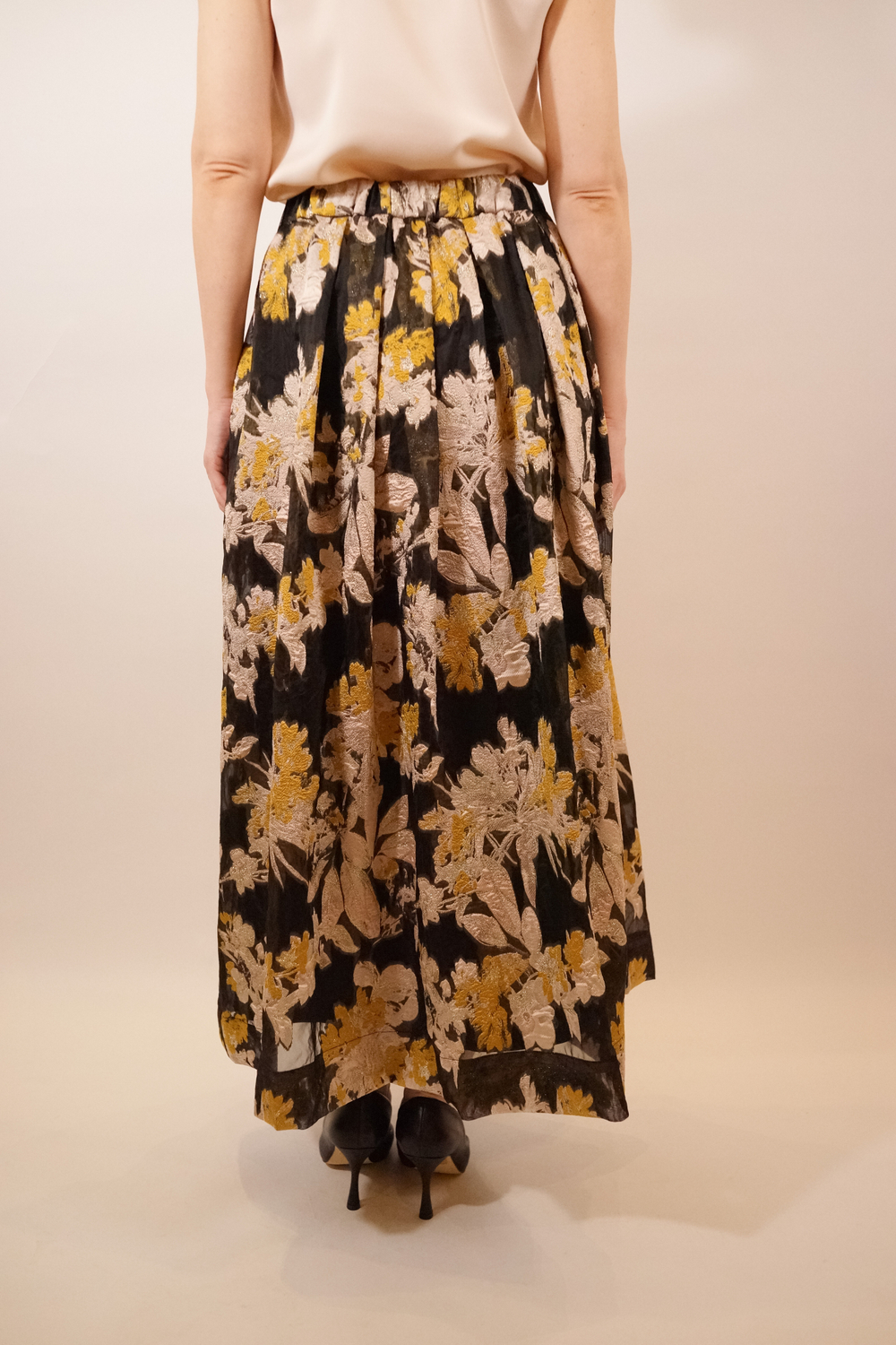 9031E1C9-8292-4BB8-B5D6-4D76E2569A8F