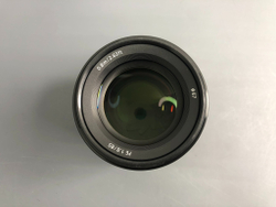Sony FE 85mm 1.8