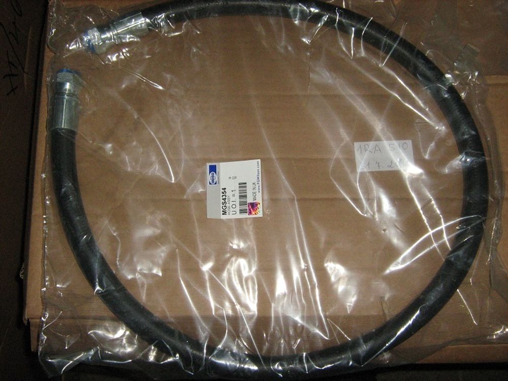 Шланг подогревателя охлажадющей жидкости / HOSE ASSEMBLY 3/4"ID X 1330LG S-S АРТ: MGS4354 Шланг подогревателя охлажадющей жидкости / HOSE ASSEMBLY 3/4"ID X 1330LG S-S АРТ: MGS4354