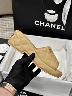 Chanel Slides