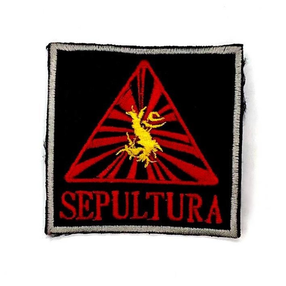 Нашивка Sepultura треугольник