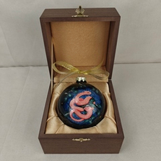 Коллекционный елочный шар с росписью Палех "Змейка" в футляре