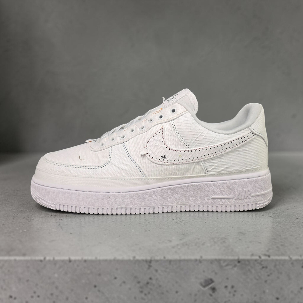 Nike Air Force 1 Low • Tear Away