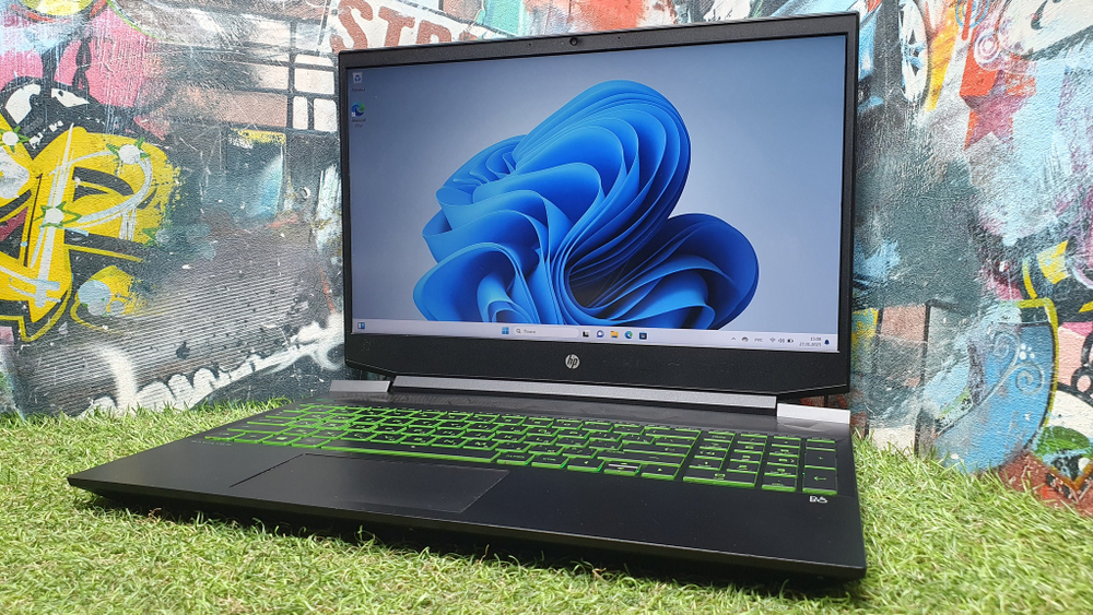 Игровой HP Ryzen 5/16Gb/GTX 1650 Ti 4Gb/FHD/Pavilion Gaming 15-ec1013ur 1a8m6ea/