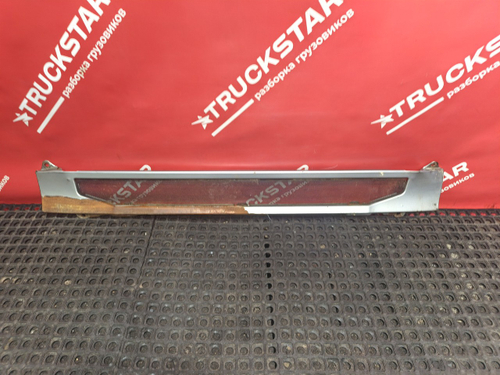 Решетка радиатора нижняя