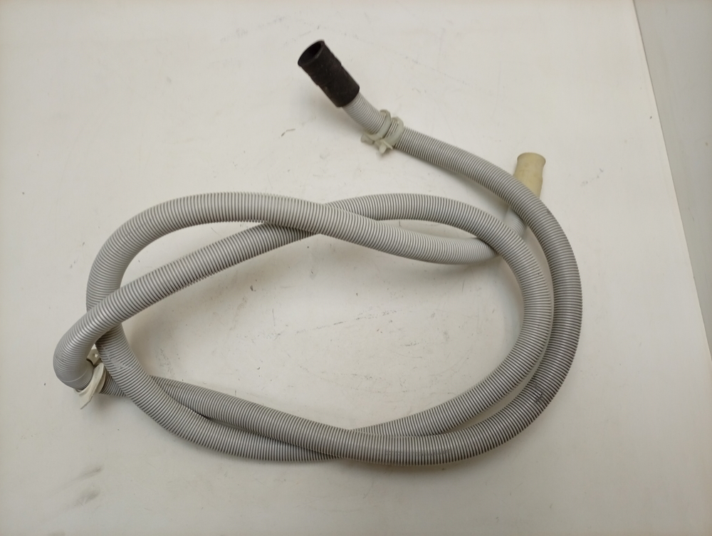 WLF24271CE/02 кт31 Сливной шланг для стиральных машин Bosch Siemens 354124 б/у