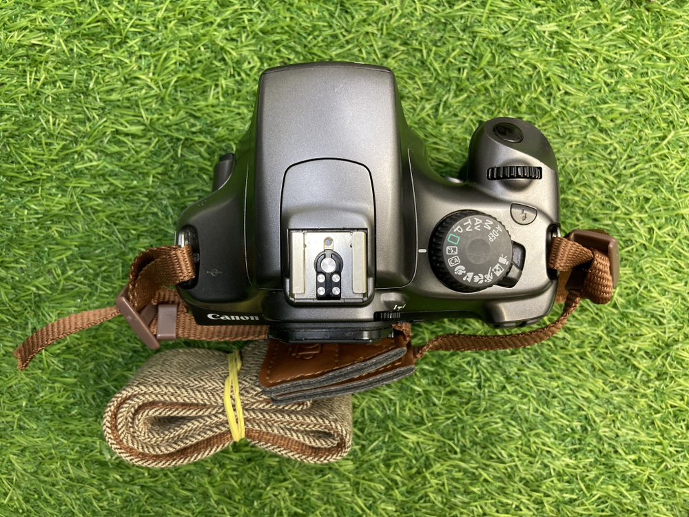 Canon 1100D kit 18-55mm IS II Покупка/Продажа
