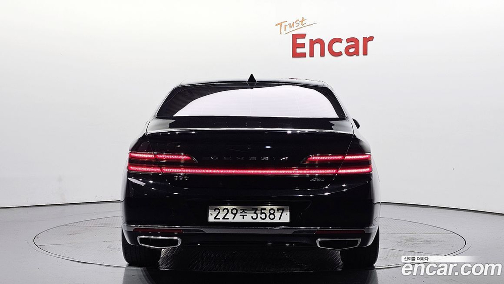 Genesis G90 3.8 AWD (04.2021)
