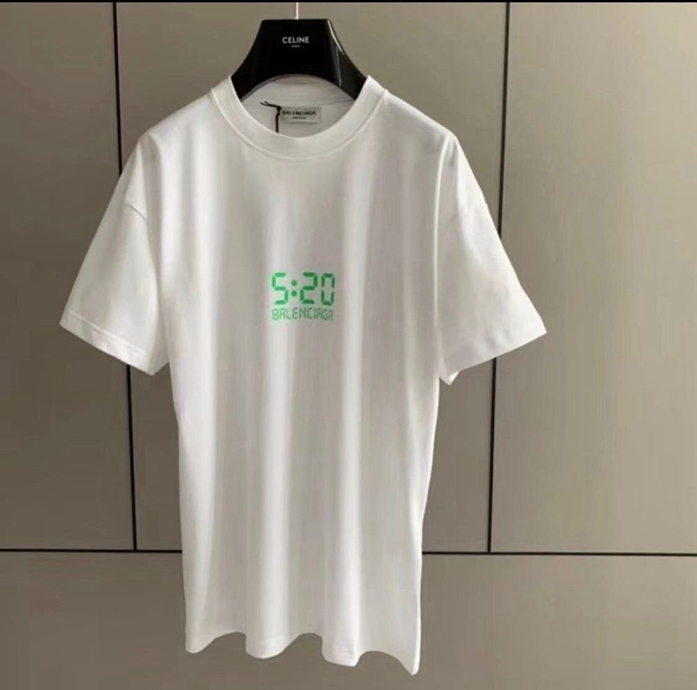 Футболка Balenciaga