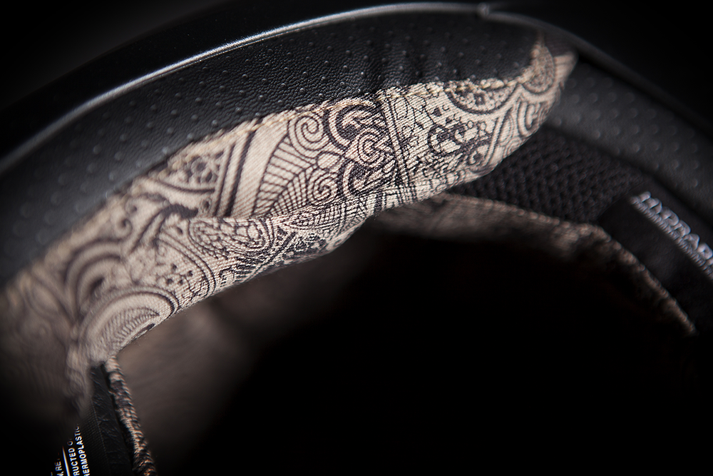 Мотошлем Icon Airmada Lucky Time