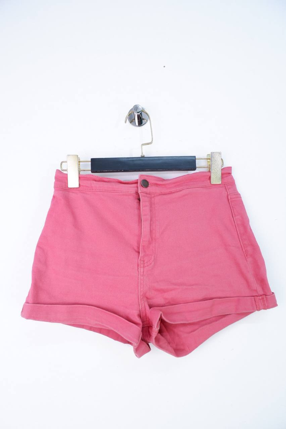 Шорты Forever21 яркого оттенка, маркировка 40, визуально на 46 размер