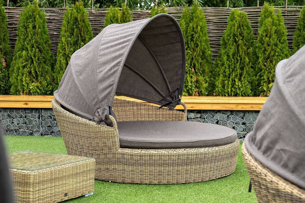 "Стильяно" плетеная кровать круглая, цвет соломенный