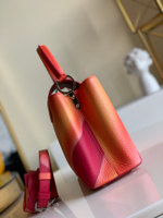 Louis Vuitton Capucines MM