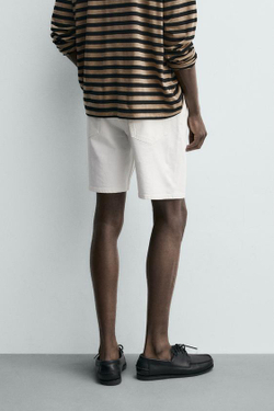 ZARA ДЖИНСОВЫЕ ШОРТЫ REGULAR FIT, БЕЛЫЙ