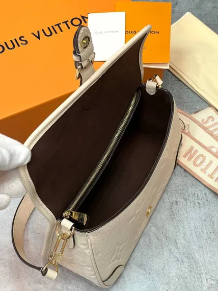 Сэтчел Louis Vuitton Diane кремовый
