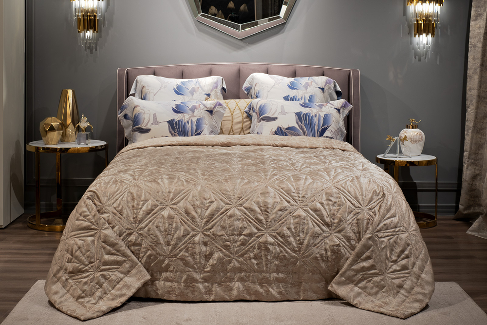 Покрывало 260х260 Garda Decor Houston Кристалло бежевое со стежкой