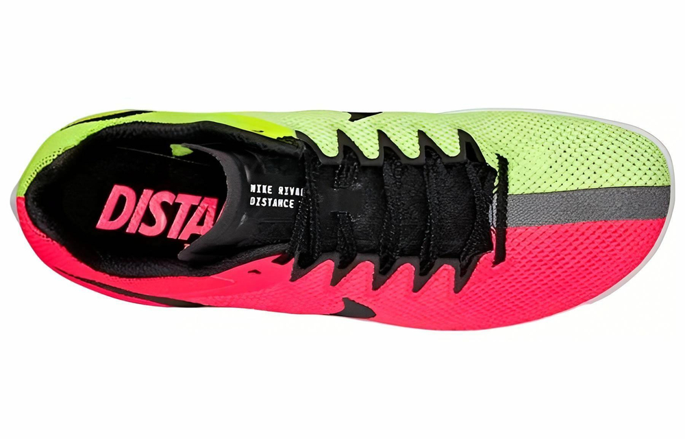 Кроссовки Nike Distance D11