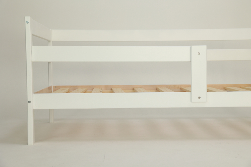 Кровать подростковая "Софа" 140*70 см белый 1 борт, (ДМВ)