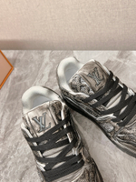 Louis Vuitton Trainer (4 colors)
