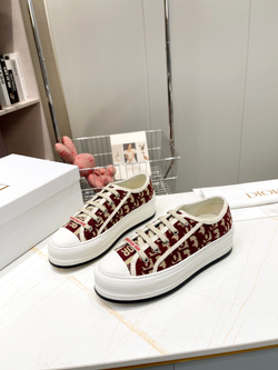Christian Dior Walk'n'Dior Sneaker