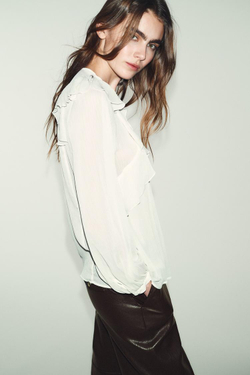 ZARA БЛУЗА СО СКЛАДКАМИ И ВОЛАНАМИ, ЭКРЮ