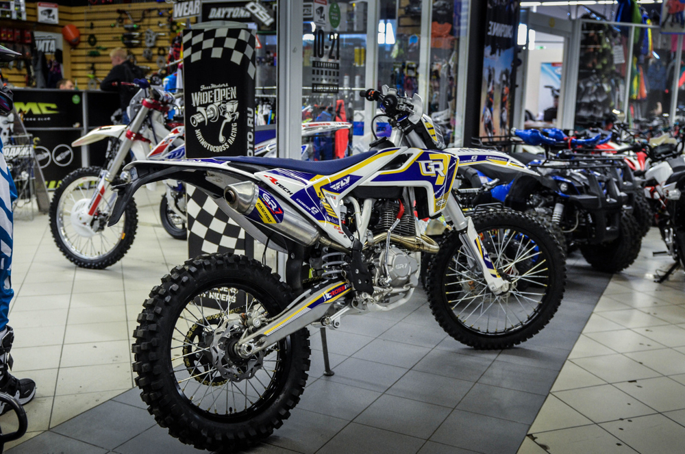 Мотоцикл GR7 F250A Enduro LITE 4T 21/18 (стоп-сигнал спидометр) (2018 г.)