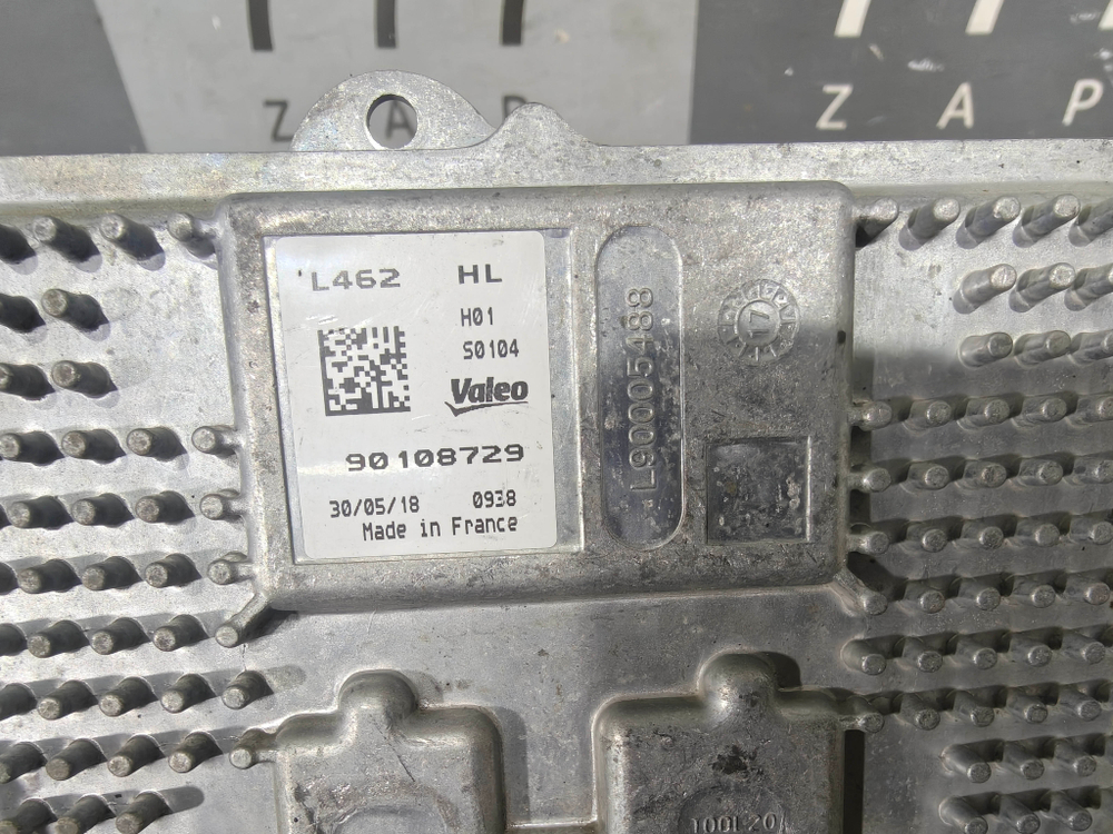 Блок управления фары Land Rover Discovery 5 (L462) 17-нв Б/У Оригинал LR086124