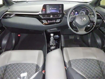 TOYOTA C-HR G-T 2020г.