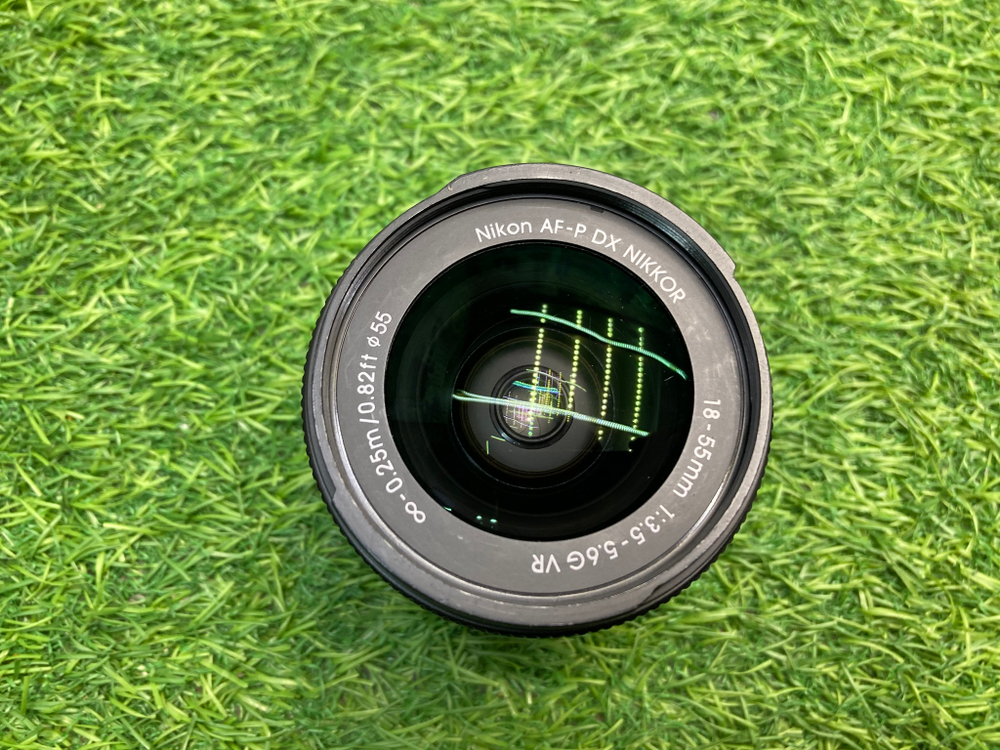 Nikon D3400 Kit AF-P DX 18-55mm G VR 15.600 кадров