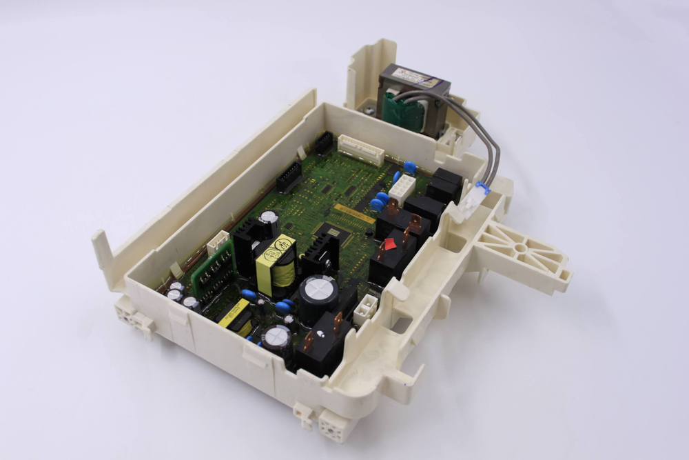 Модуль управления стивальной машины Samsung WD806U2GAWQ (в сборе с пластиком)