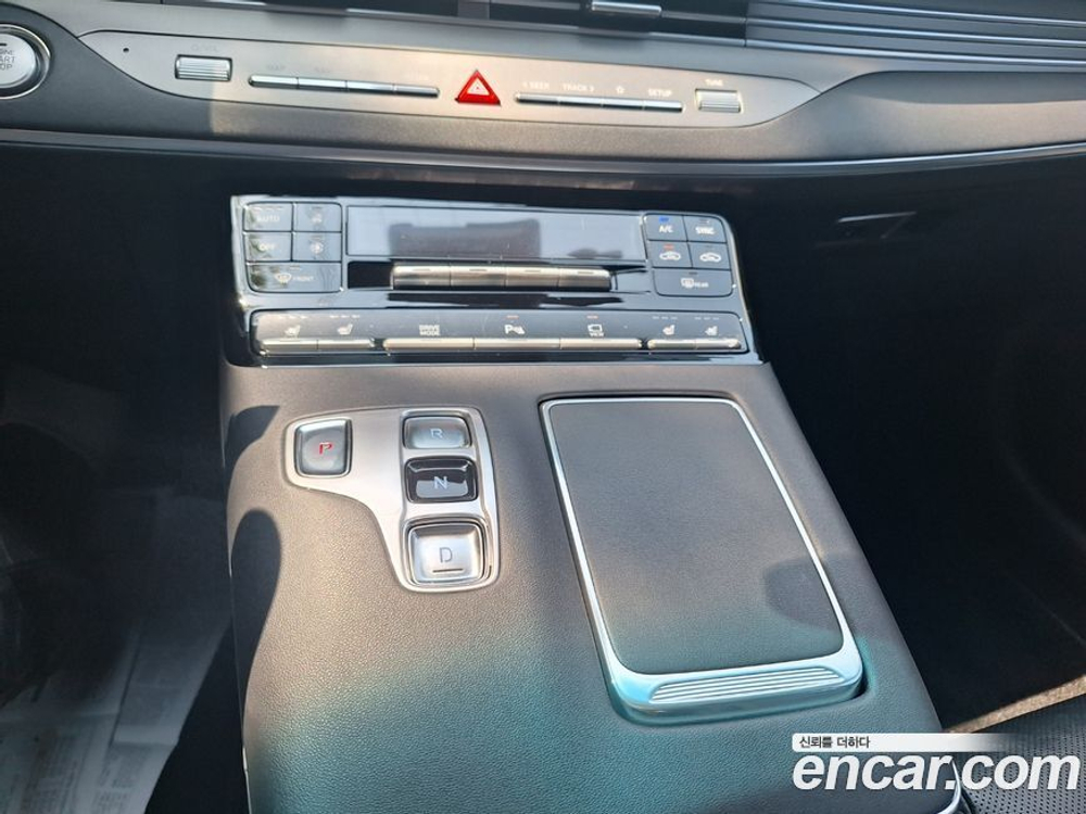 Hyundai The New Grandeur (Azera) IG 2.5 (03.2020)