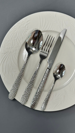 Нож столовый COMAS серии Santorini 18% артикул 10642