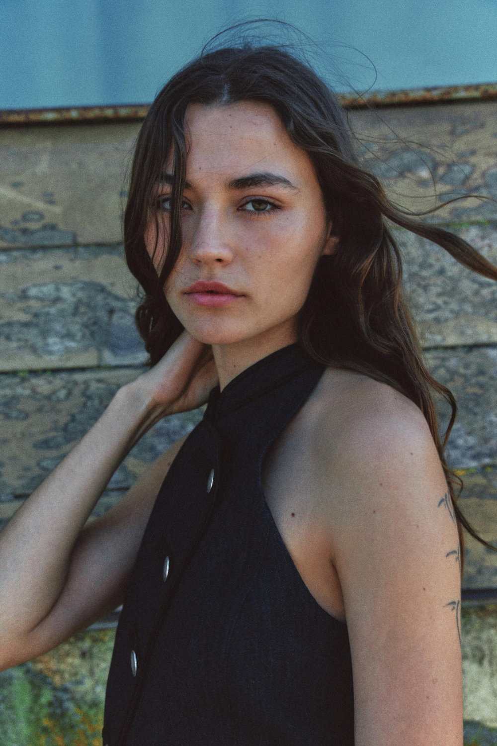 ZARA ЖИЛЕТ ХАЛТЕР С КОНТРАСТНОЙ ОТДЕЛКОЙ, ИНДИГО