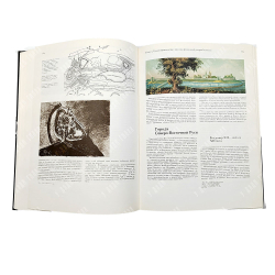 Русское градостроительное искусство: 3 книги. Москва: Стройиздат, 1993-1995