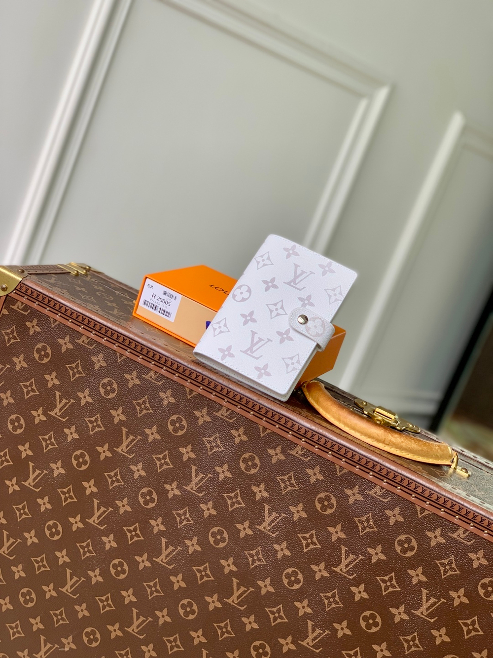 Louis Vuitton Small Ring Agenda