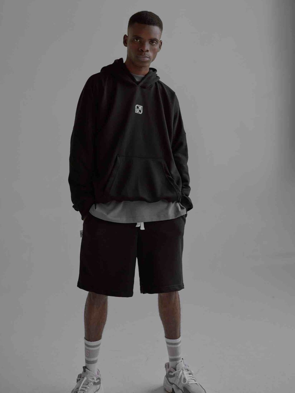 Купить Худи One Two Logo черный Худи One Two Logo черный