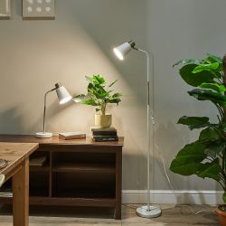 UML-T700 E27 WHITE Торшер напольный под лампу Е27. 40W. с регулировкой наклона. Механический выключатель. Белый. ТМ Uniel