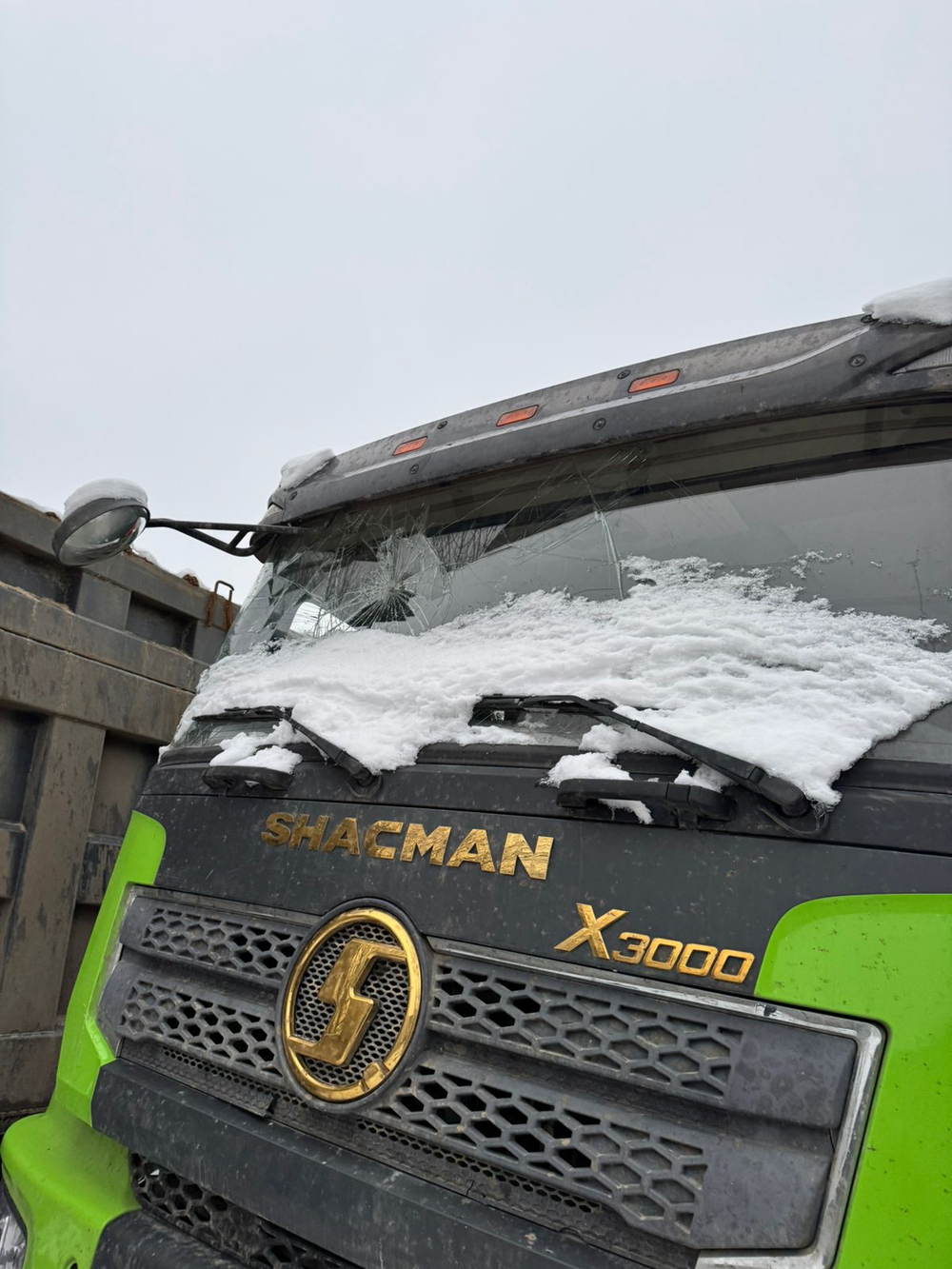 Shacman (Shaanxi) SX* 6x4 Самосвал SX32586T384C (Дизельный, 10,8 л, 381 л.с., МТ)